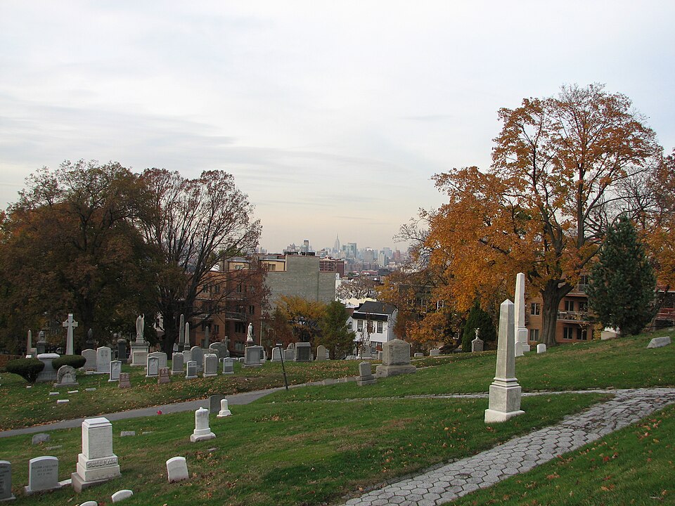 File:Green-Wood Cemetery View of Manhattan.jpg