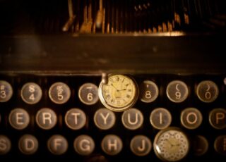 Pygmy nuthatches, fountain pens, yellowed clips and time ahead