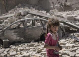 Notable Narrative: Luke Mogelson and "The Desperate Battle to Destroy ISIS"